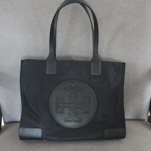 ❤️TORY BURCH TOTE-Black